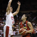 Laban ng mga Gigante: Panibagong Yugto ng Barangay Ginebra at San Miguel Beermen sa PBA Semifinals