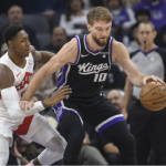 Domantas Sabonis Gumawa ng Ikalawang Sunod na Triple-Double; Kings Nasungkit ang Raptors