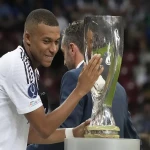 Mbappé, Nagningning sa Unang Laro Para sa Real Madrid: Panalo sa UEFA Super Cup!